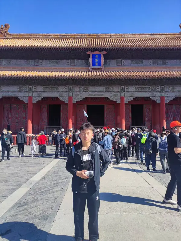 Outside the Hall of Preserving Harmony